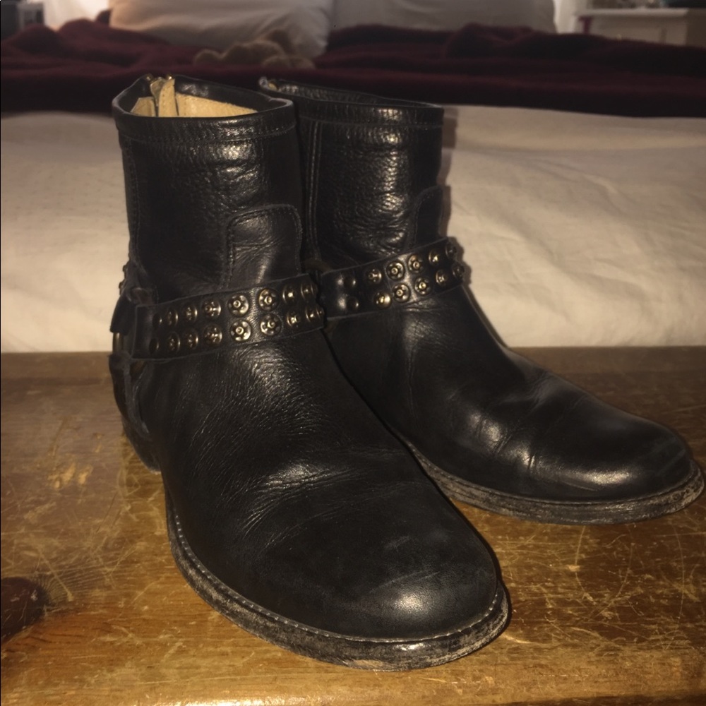 FRYE BOOTS